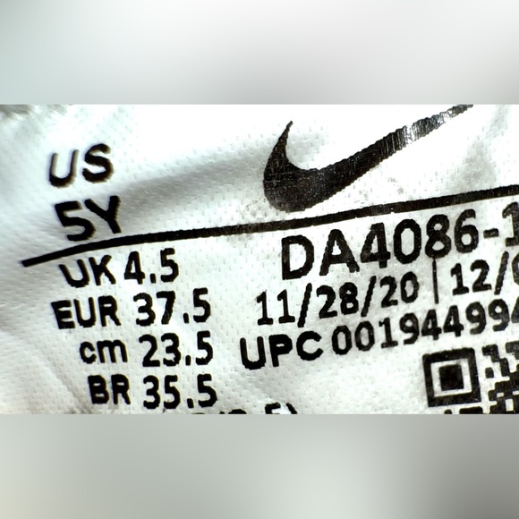 Nike Blazer Mid ‘77 SE Shoes - Picture 8 of 8